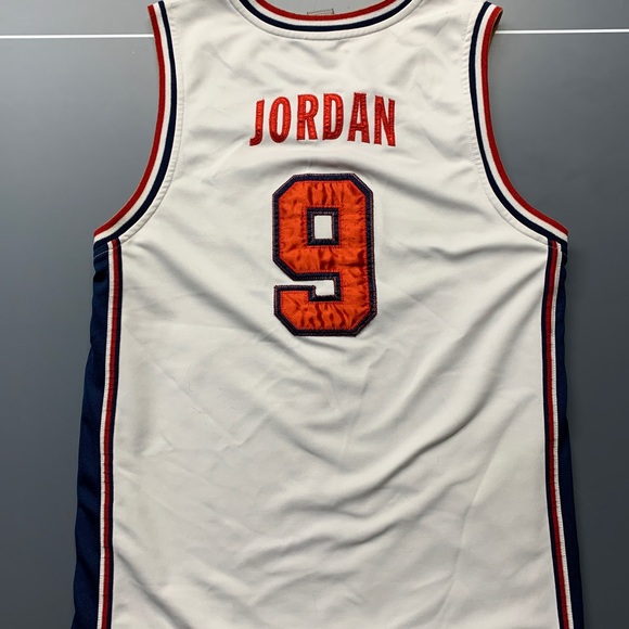 Michael Jordan Jersey - Picture 1 of 4